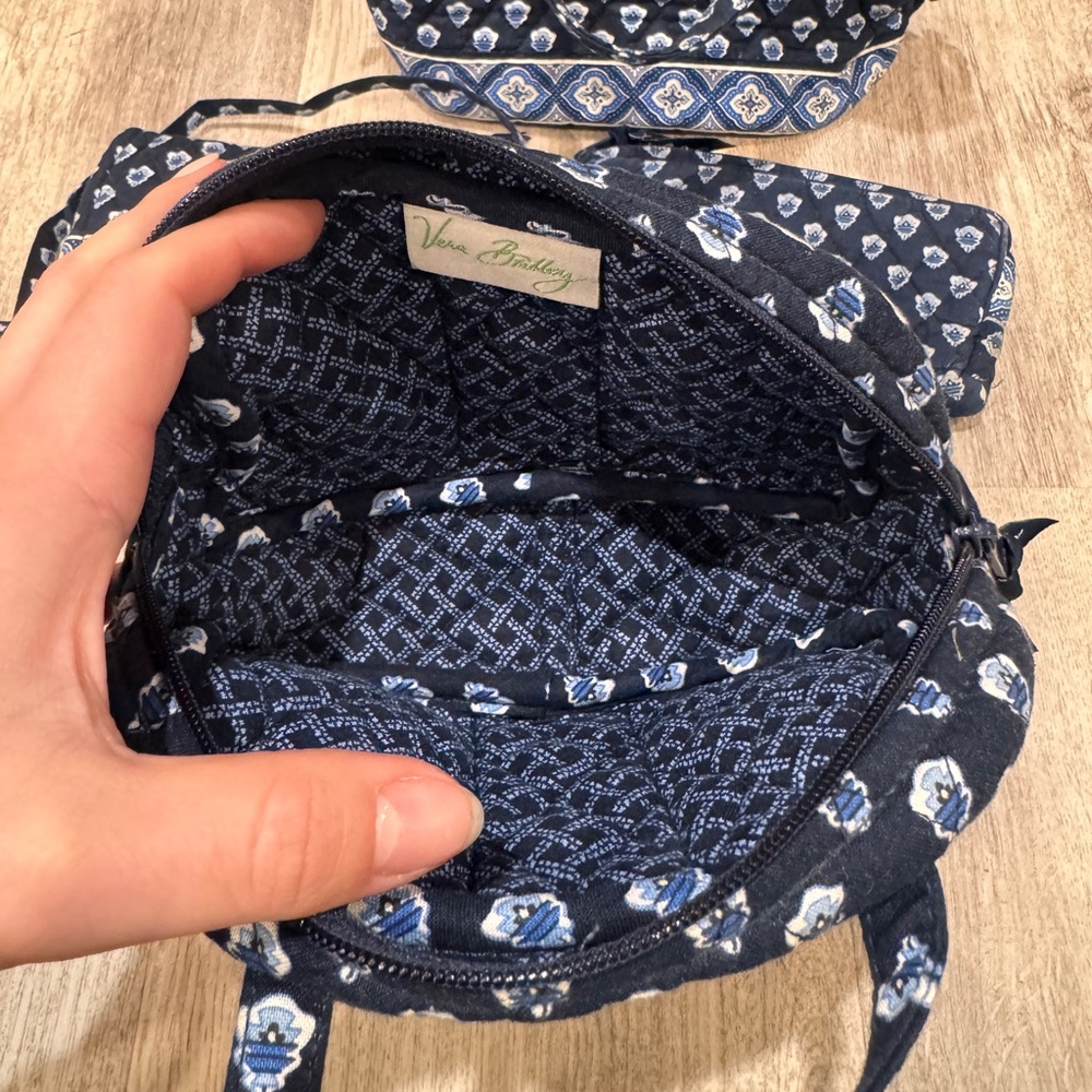 Vera Bradley Matching Blue Floral Travel Set Crossbody Bag Wallet Cosmetic Pouch - Picture 6 of 14